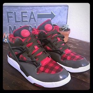 Reebok pump shoes size 11